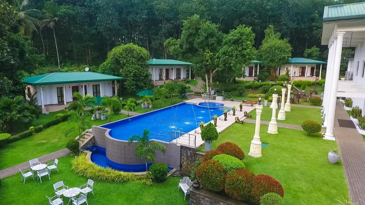 Seethawaka Regency Ависсавелла Экстерьер фото
